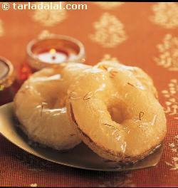 Apple Jalebi