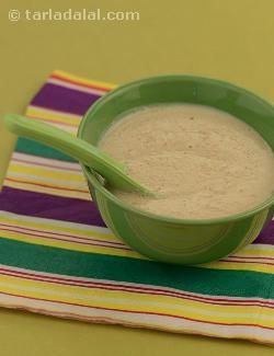 Healthy Yummy Apple Porridge with the sweetness of jaggery.