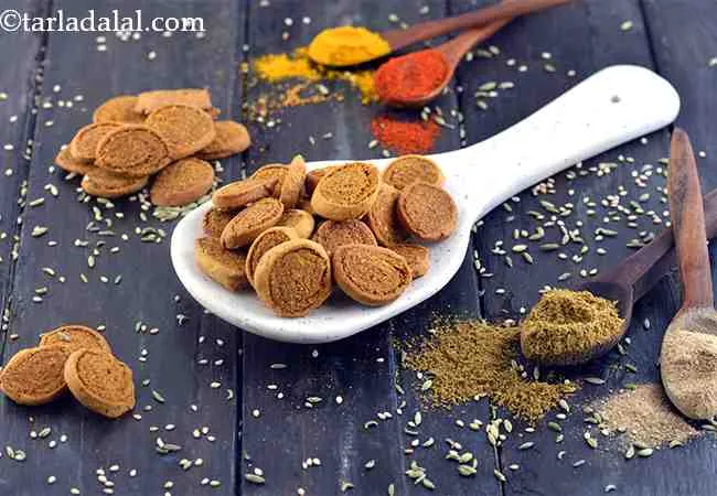 Baked Bhakarwadi, Healthy Jar Snack