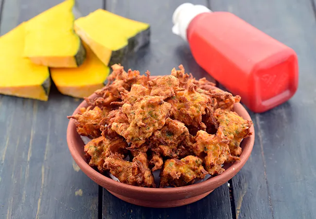 Pumpkin Pakoras, Kaddu Pakoda, Tea Snack