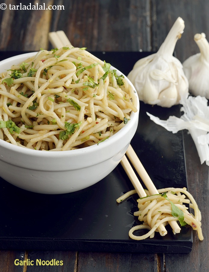 Garlic Noodles, Veg Garlic Hakka Noodles recipe