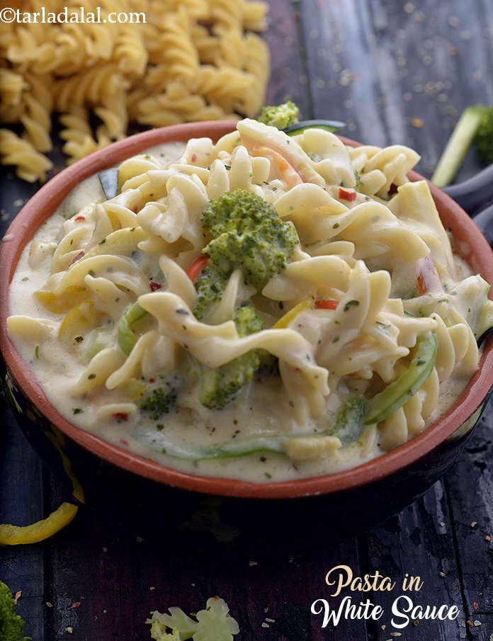 Pasta recipe in White Sauce, White Sauce Pasta Veg recipe