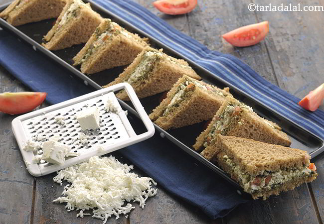 Cottage Cheese, Tomato and Chutney Sandwich