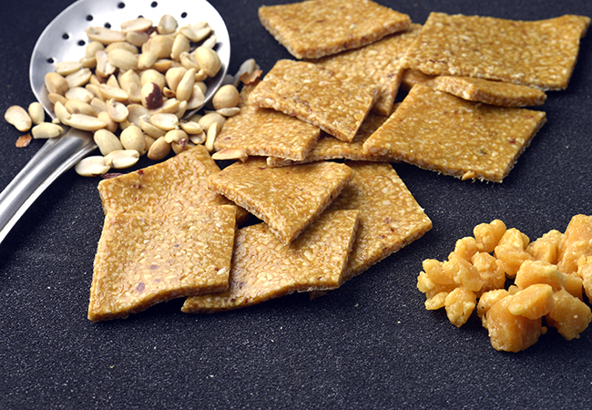  Crushed Peanut Chikki, Crushed Shing Dana Chikki Made in Jaggery