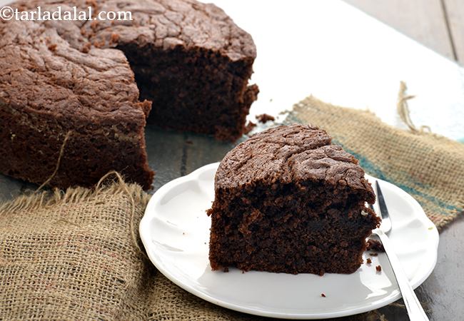  Eggless Chocolate Cake Using Curds ( Cakes and Pastries )