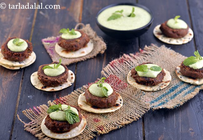 Galouti Kebab On Crispy Naan