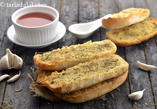 गार्लिक ब्रेड रेसिपी | भारतीय शैली गार्लिक ब्रेड | बेक्ड गार्लिक ब्रेड | garlic bread in hindi | Garlic Bread, Baked Garlic Bread