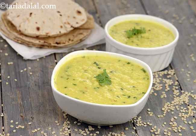 Khatta Urad Dal ( Zero Oil Urad Dal Recipe)