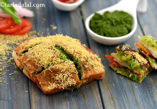 मसाला टोस्ट सैंडविच रेसिपी | मुंबई मसाला टोस्ट सैंडविच | बॉम्बे मसाला टोस्ट | टोस्ट सैंडविच - Masala Toast ( Mumbai Roadside Recipes )