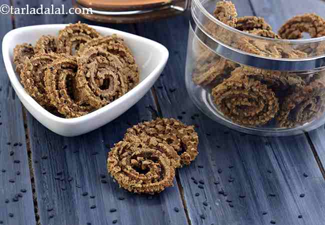 Multi Flour Chakli, Baked Snack Recipe