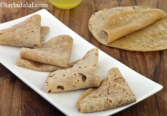 Padvali Roti, Gujarati Thin Rotli Recipe