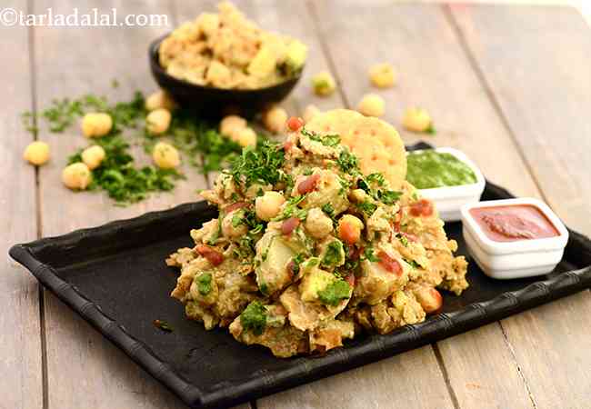 Papadi, Potato and Chick Pea Chaat