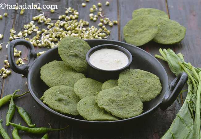 Sprouts and Palak Idli