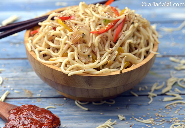  Tangy Capsicum Noodles