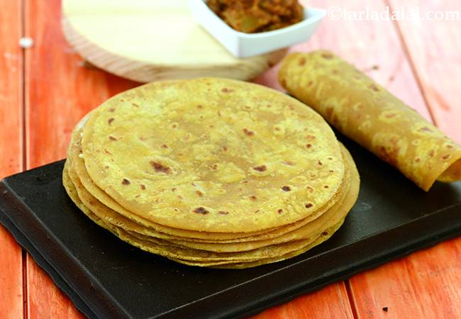 Plain Thepla ( Gujarati Recipe)