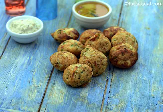 Urad Dal and Vegetable Appe