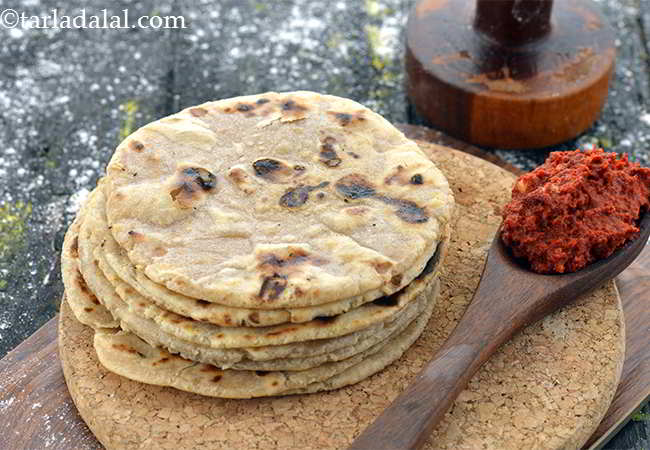 भाखरी की रेसिपी | गेहूं की भाखरी | गुजराती भाखरी | भाकरी | Whole Wheat Bhakri in Hindi - Whole Wheat Bhakri