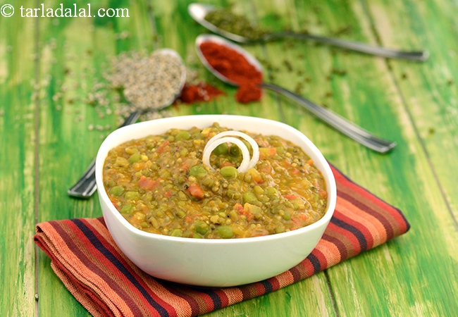 bajra whole moong and green pea khichdi recipe | whole moong bajra and green pea khichdi | healthy green pea bajra and whole moong khichdi