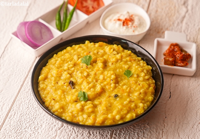 barley moong dal vegetable khichdi recipe | jau dal vegetable khichdi | healthy barley khichdi with vegetables | acidity friendly khichdi