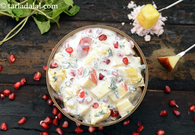 फ्रूट रायता रेसिपी | हेल्दी मिक्स फ्रूट रायता | आसान ताजे फलों का रायता | Fruit Raita, Healthy Mix Fruit Raita