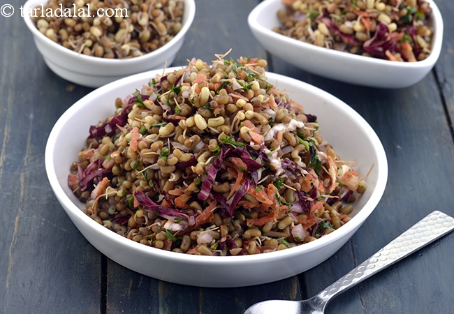 मटकी का सलाद की रेसिपी | पौष्टिक मटकी सलाद | अंकुरित मटकी का सलाद | Matki Salad, Healthy Moath Bean Salad