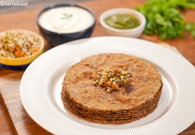 mixed sprouts parota recipe | healthy sprouts flaxseeds paratha | mixed sprouts alsi paratha |