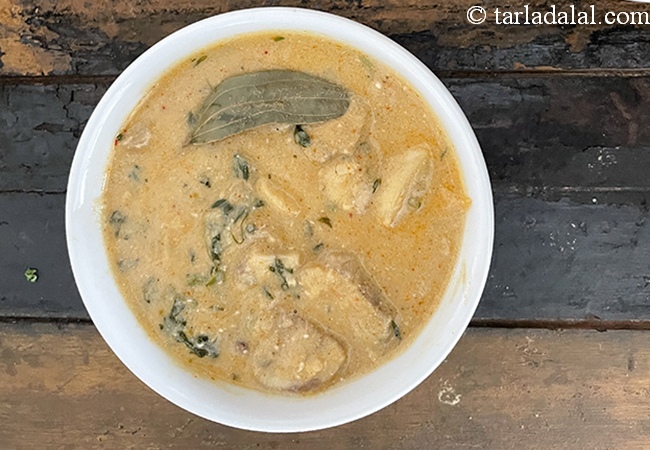 मशरूम करी रेसिपी | मशरूम मसाला करी | भारतीय स्टाइल मशरूम करी | बिना प्याज टमाटर के मशरूम की सब्जी | Mushroom Curry, Indian Mushroom Masala Curry