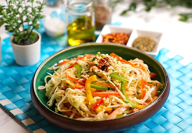 papaya peanut and capsicum salad recipe | raw papaya peanut salad | healthy Indian papaya vegetable salad |