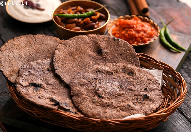 रागी रोटी की रेसिपी | हेल्दी रागी रोटी | नाचनी रोटी | नाचनी रोटी बनाने की विधि | Plain Ragi Roti, Plain Nachni Roti