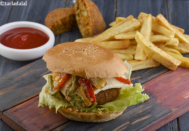 वेजी बर्गर रेसिपी | वेज बर्गर | होटल जैसा वेजी बर्गर | तवा वेज बर्गर | Veggie Burger